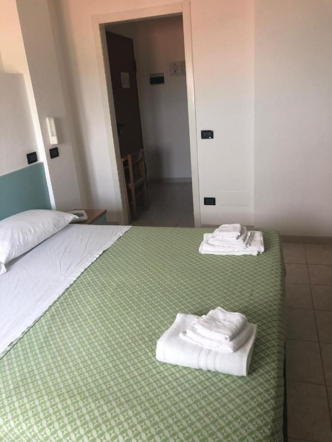 Hotel Atlantic Senigallia Exterior foto