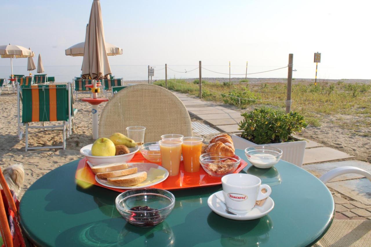 Hotel Atlantic Senigallia Exterior foto